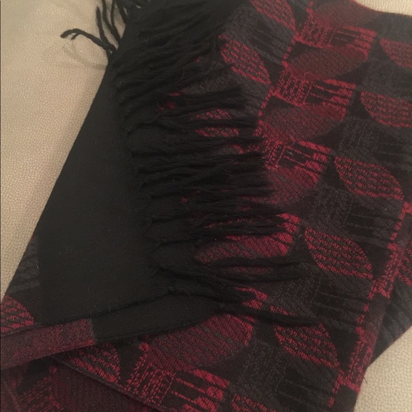 Museum of Fine Arts Boston scarf 100% wool - Picture 2 of 6